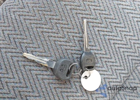 1997 Honda Cr-V z USA, uszkodzony, nr VIN JHLRD184XVC060059